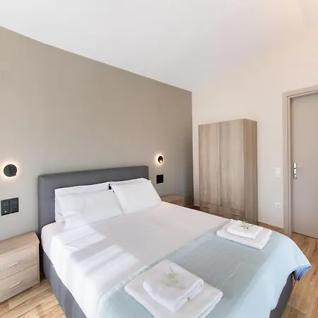 Elthea ヴィラ Apolpaina