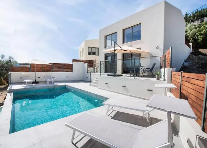 Elthea Villa